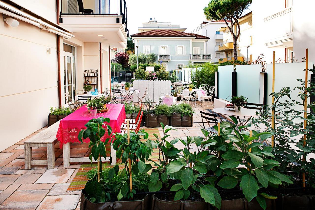D-Place Hotel & Suite Riccione Exterior foto